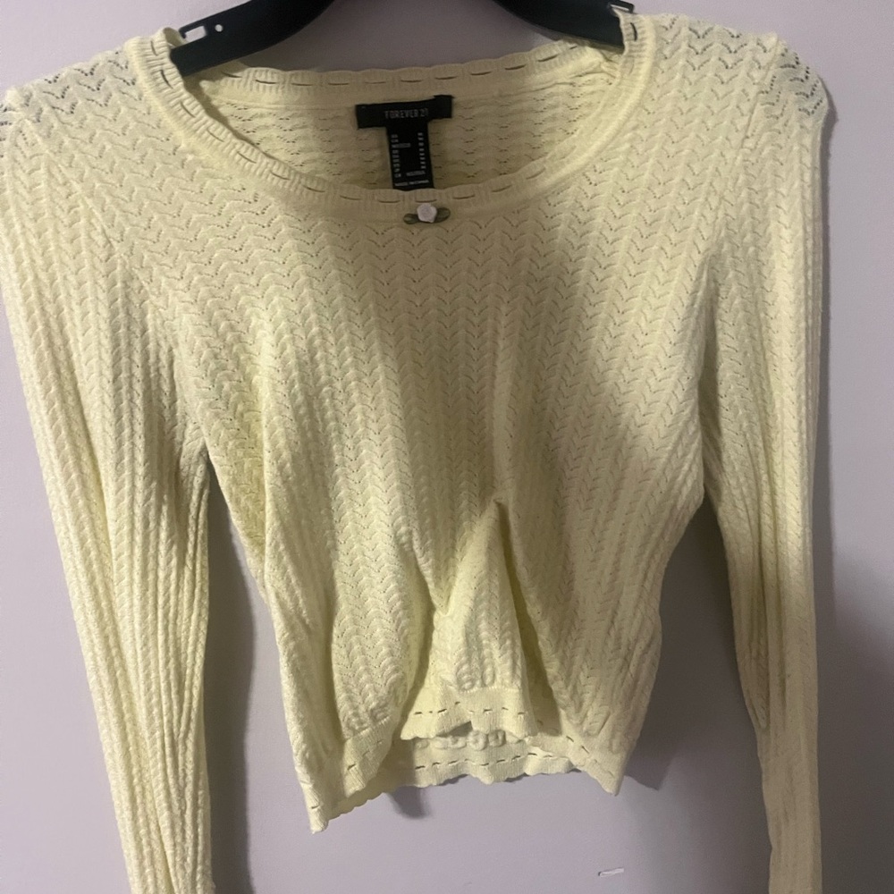 Forever 21 Light Yellow Long Sleeve Sweater Top